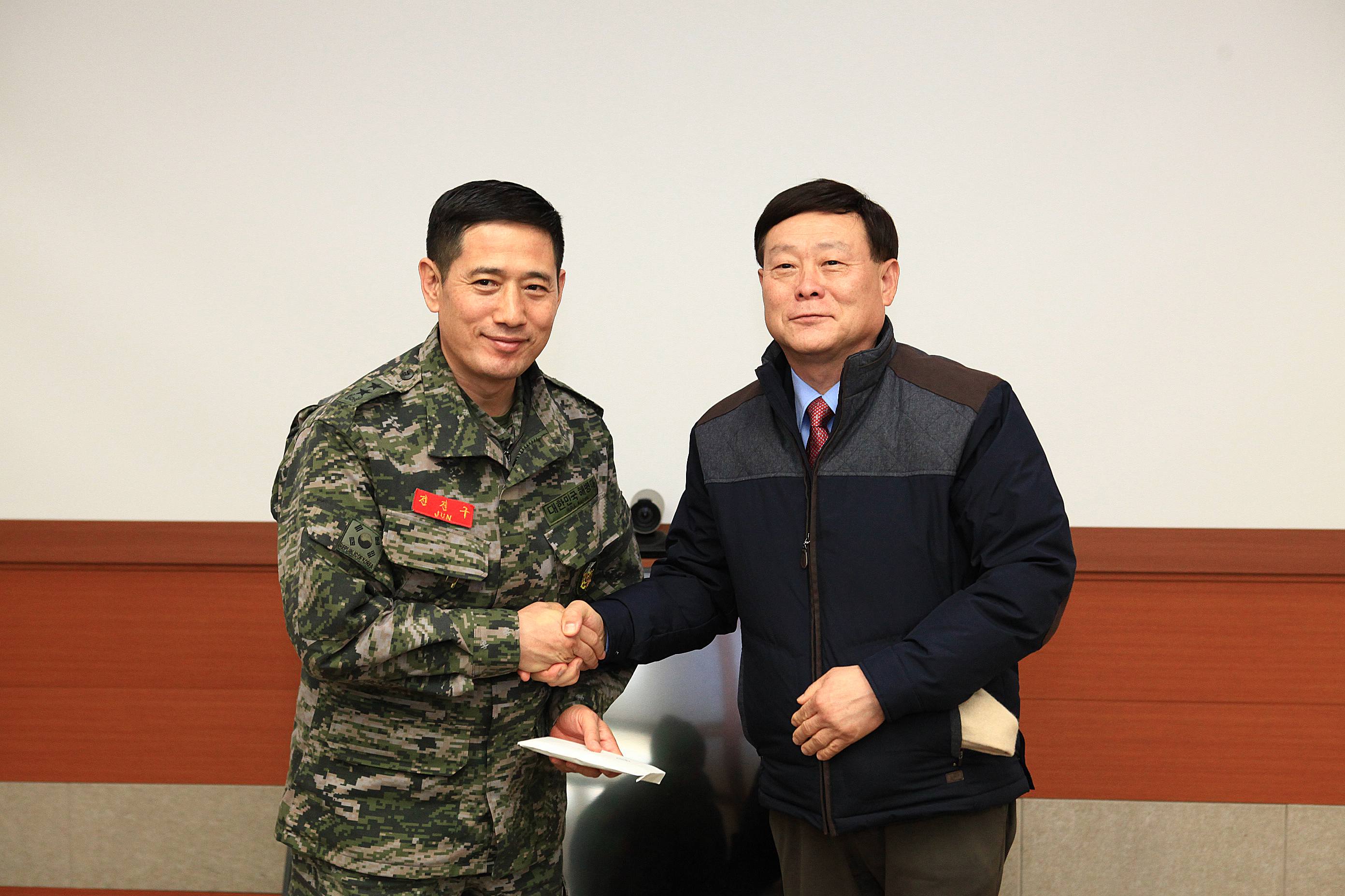 CEO 해병대 청룡부대 격려금 전달 및 부대 방문
